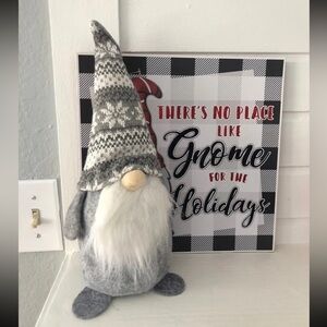 Gnome christmas decor